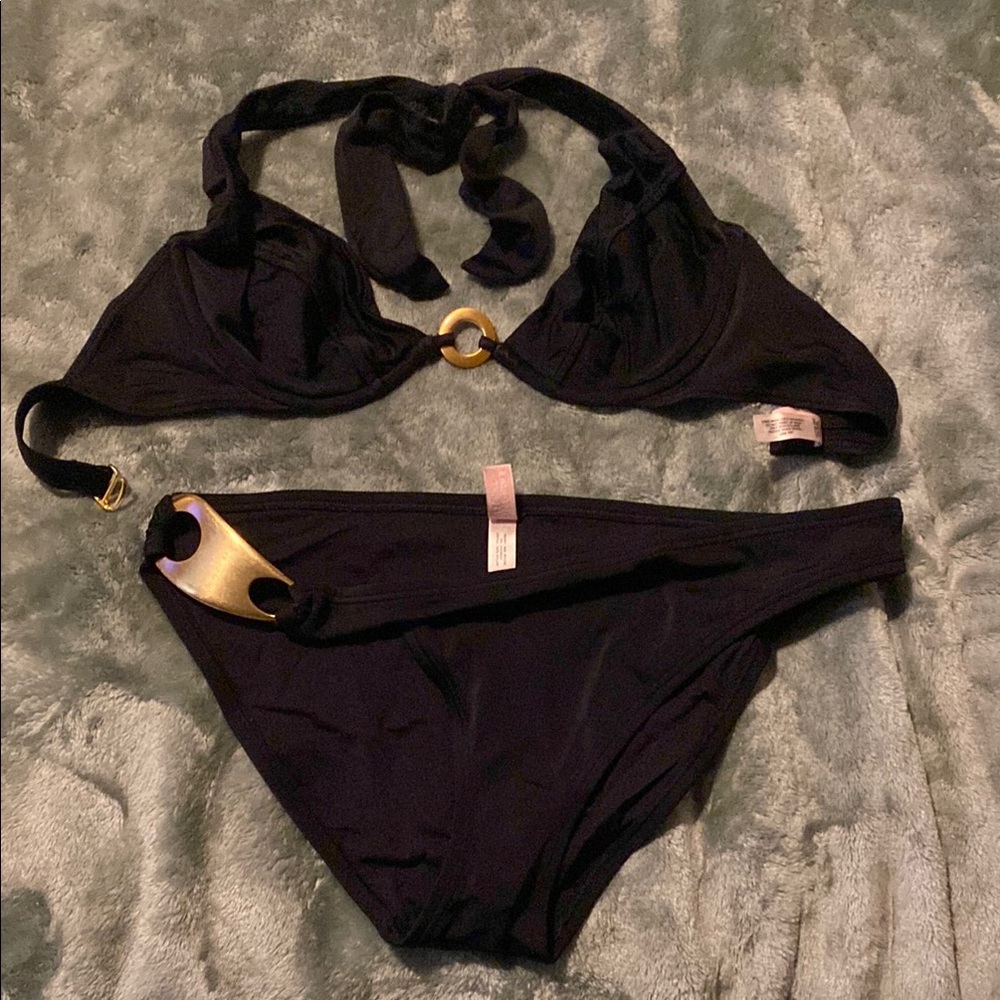 Elegant Black Women's Swimwear Set